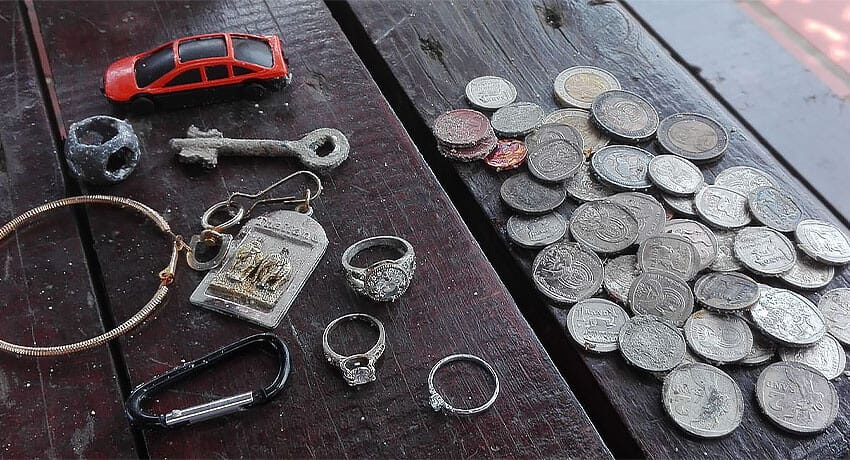 Underwater Treasure Trove: Silver Chains and Gold Rings Found with the Multi Kruzer