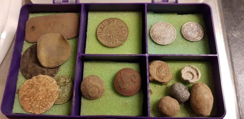 Here are some clear pics of finds - 1
