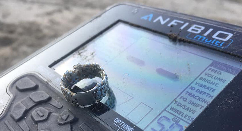 Today a few hours on a trashy place at the beach