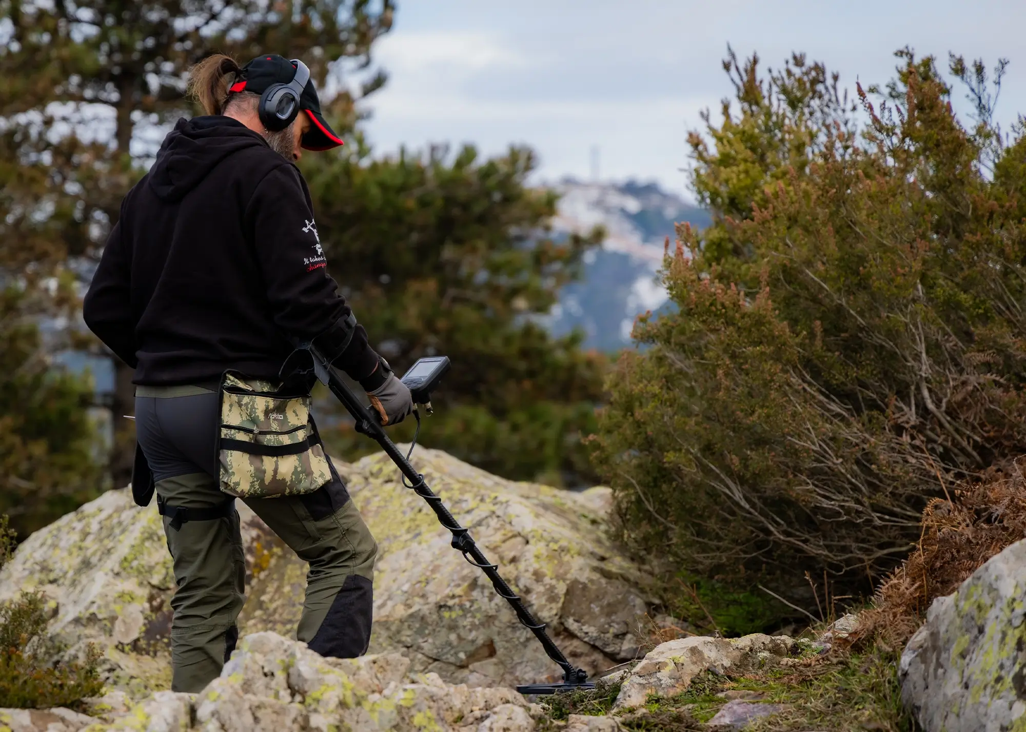 nokta-the-legend-metal-detector-2025-styling-photo-7