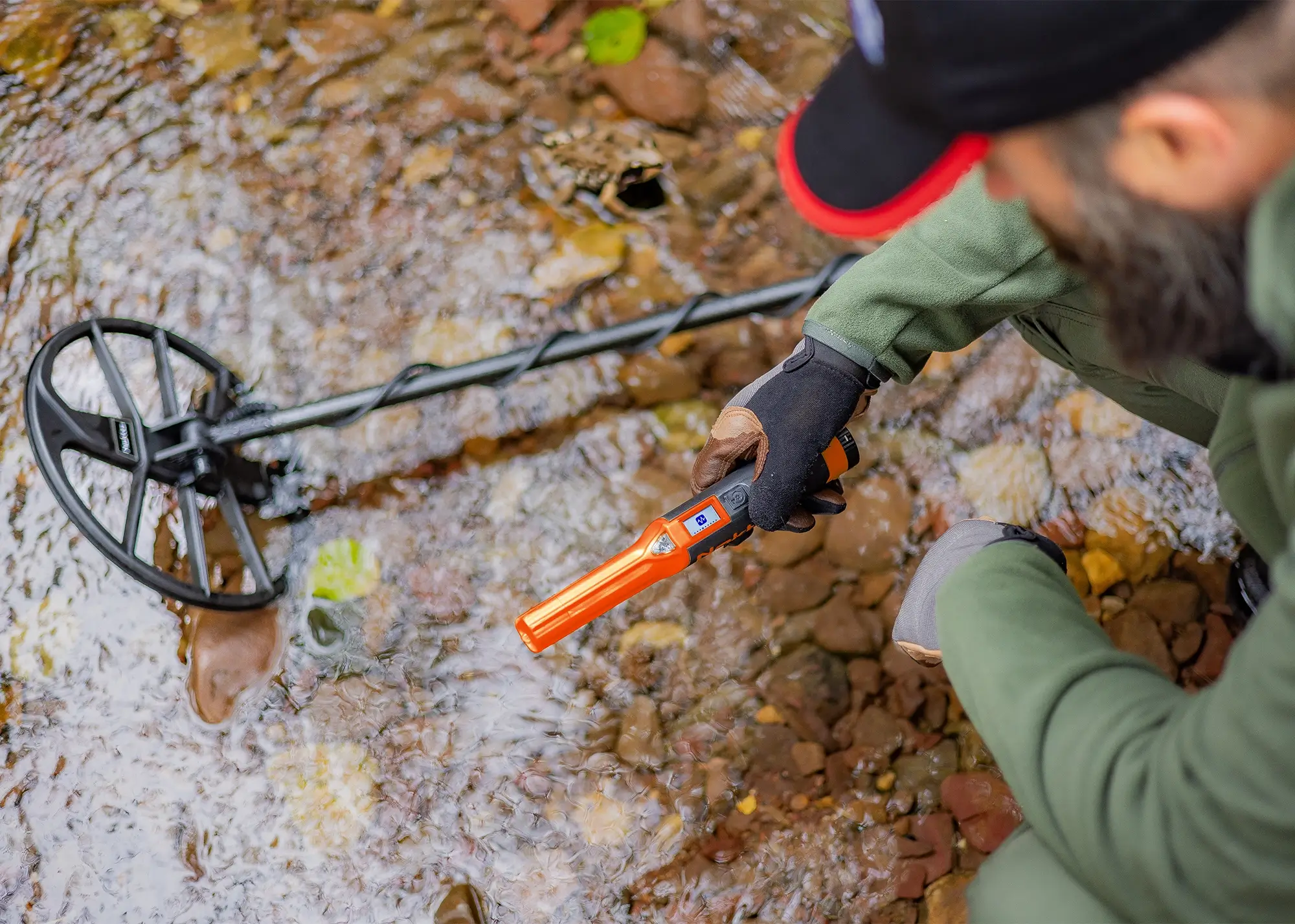 Nokta AccuPOINT LITE Pointer Outdoor Photo - 3