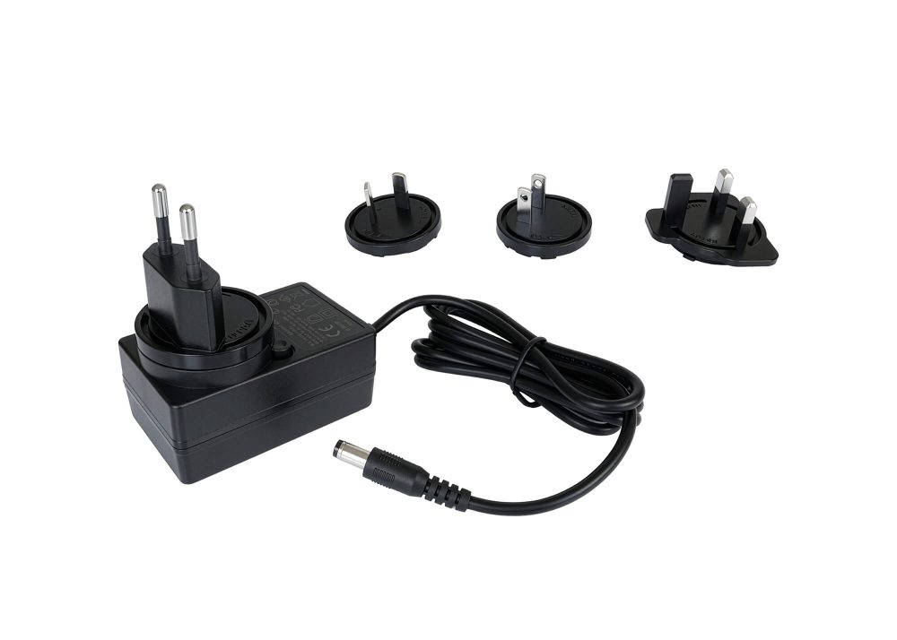 Magnetar 9000 AC Charger Universal Adapters